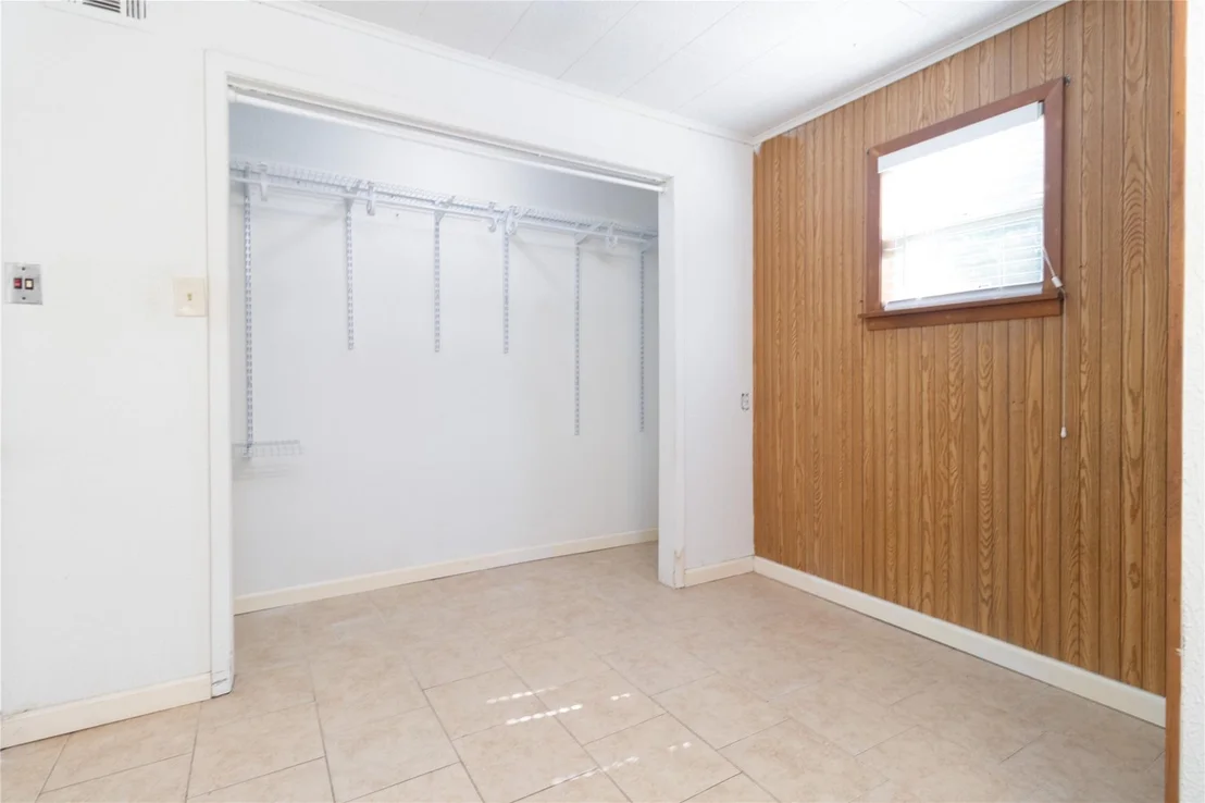Photo of 4425 Harding Drive