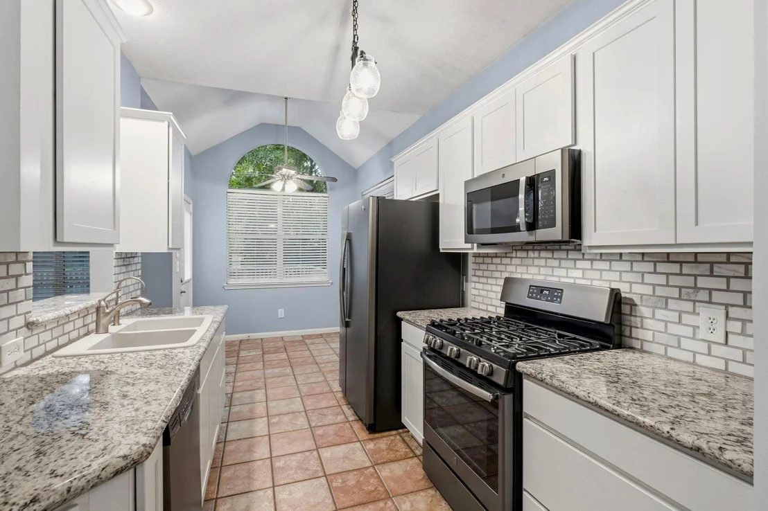 Photo of 10407 Twin Oak Drive