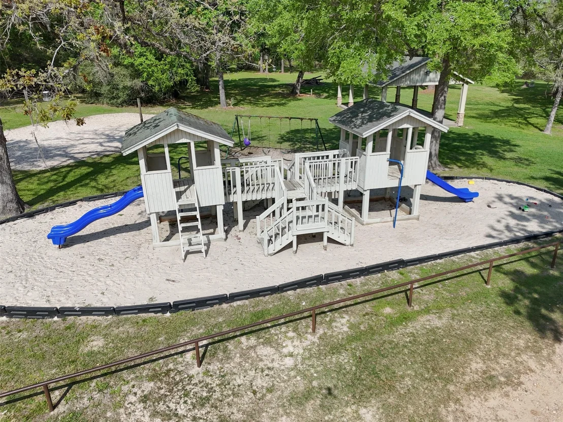 Photo of 2400 Hollowbrook Lane