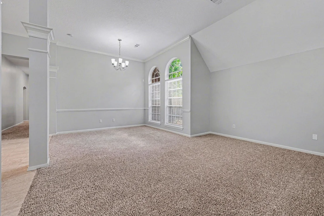 Photo of 215 Bristol Bend Circle