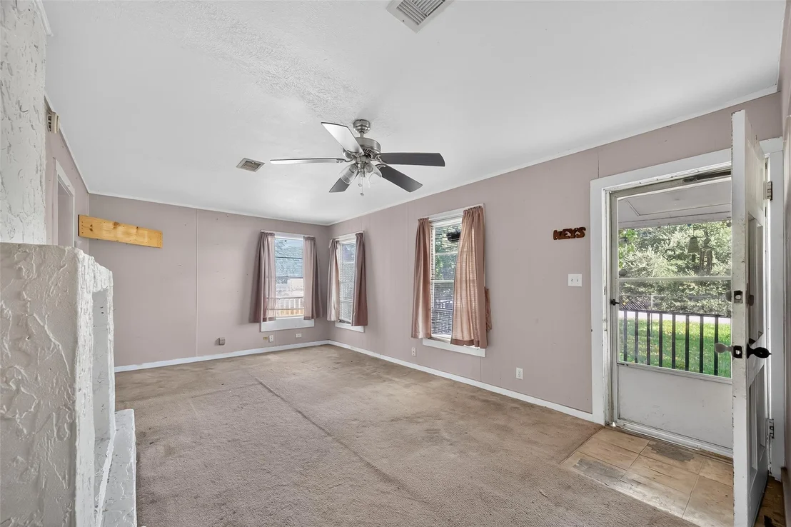 Photo of 605 Heather Gate Lane