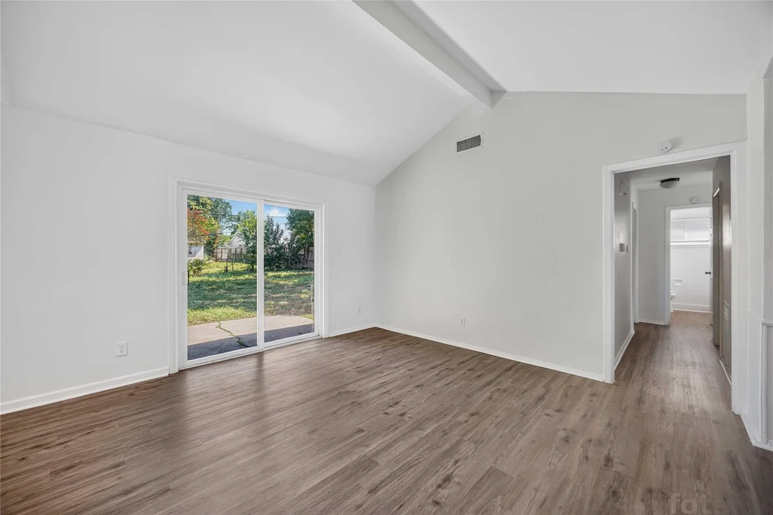 Photo of 5114 Heatherbrook Drive