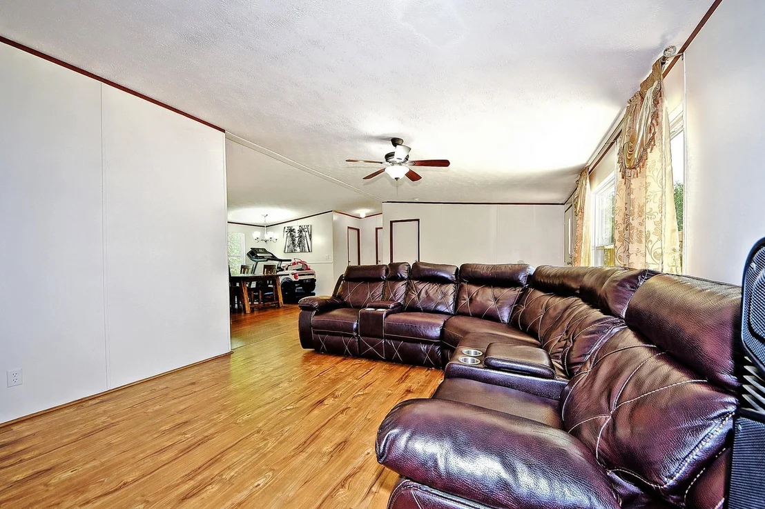 Photo of 317 River Road