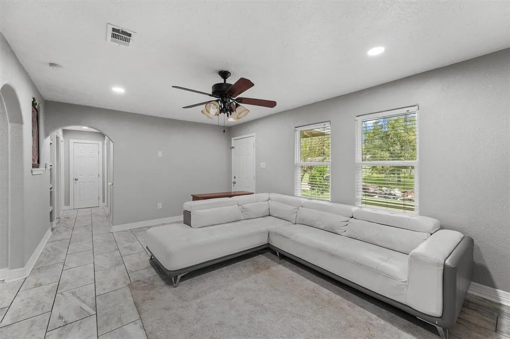 Photo of 5963 Beldart Street