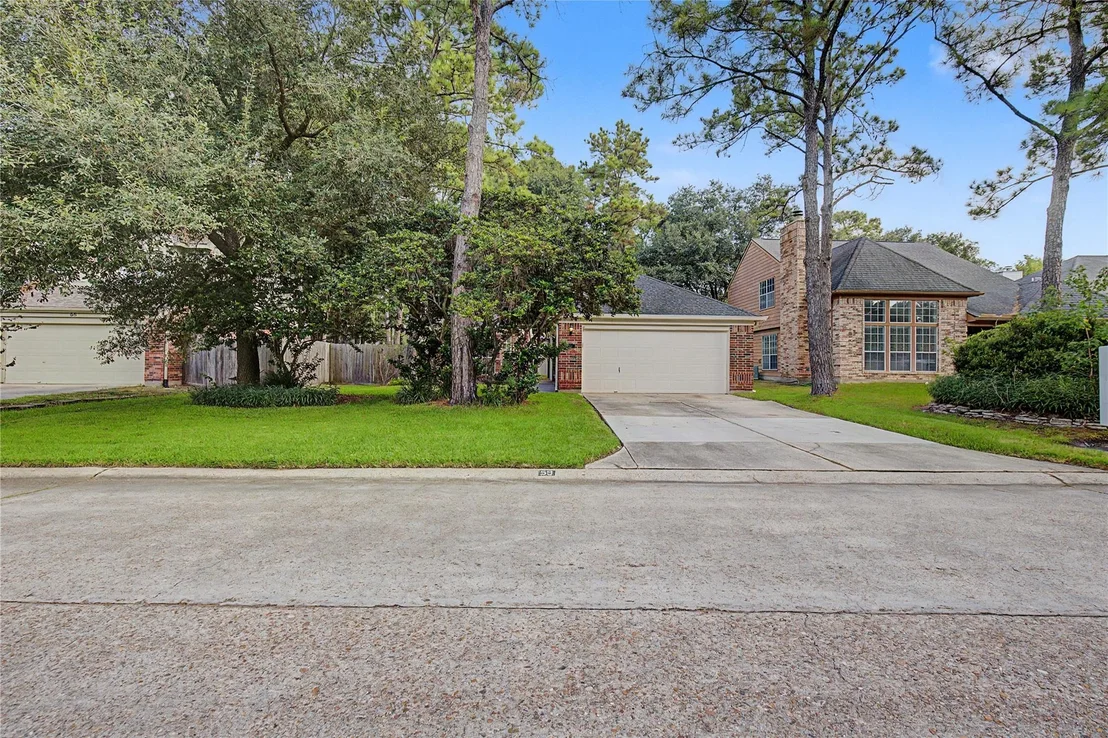 Photo of 59 Laughing Brook Court