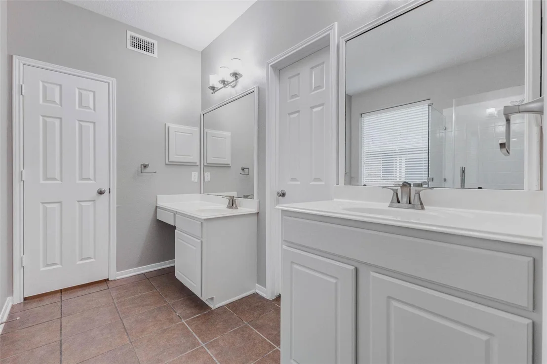 Photo of 8915 Path Green Drive