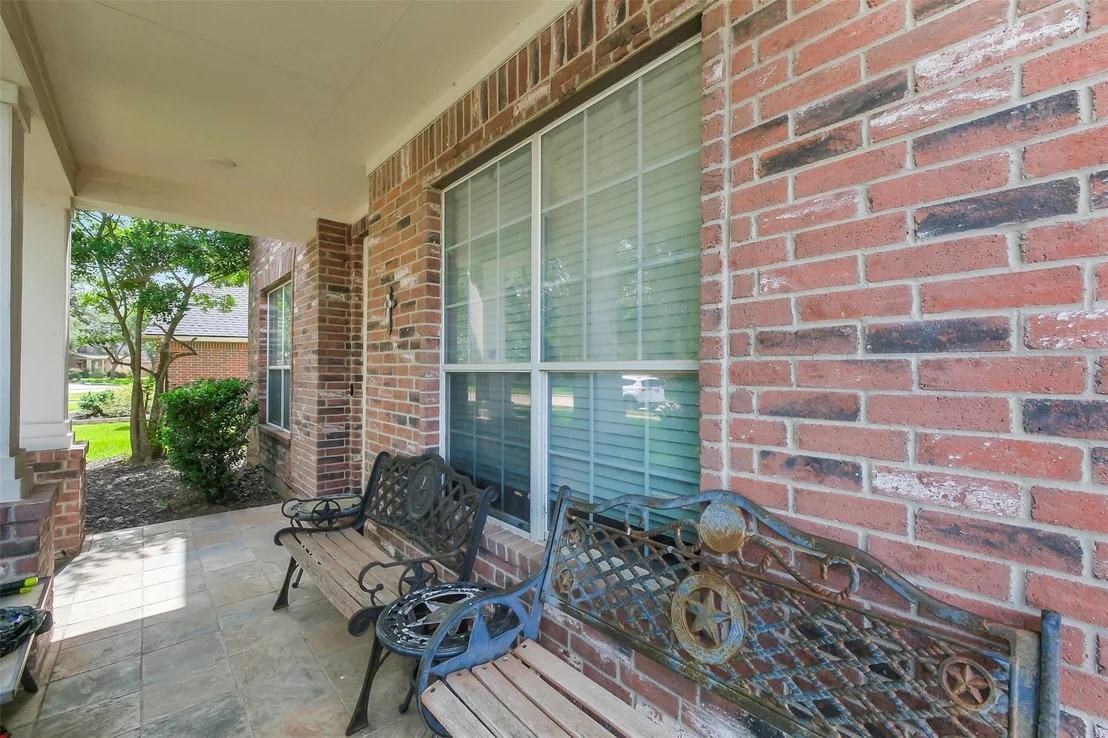 Photo of 8915 High Ridge Lane