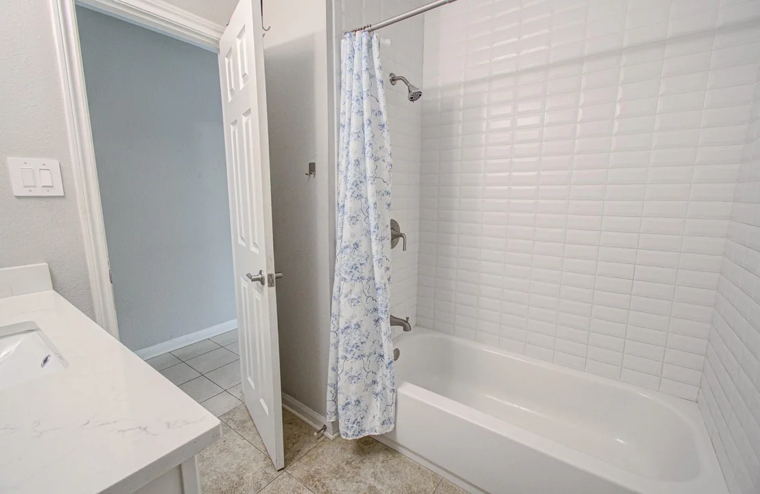 Photo of 8530 Rowan Lane