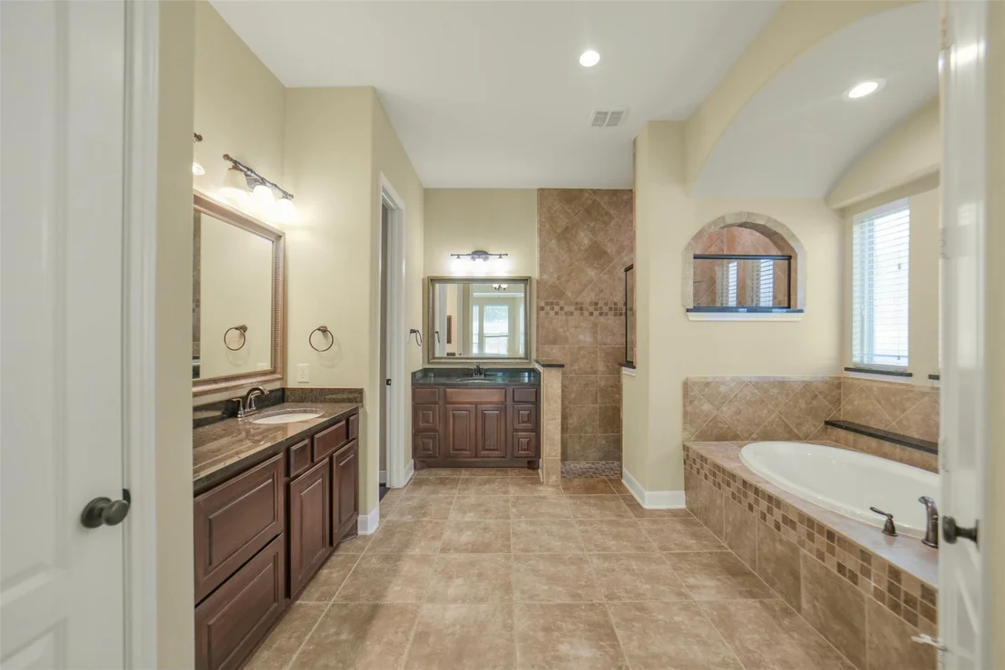 Photo of 2307 Draycutt Drive