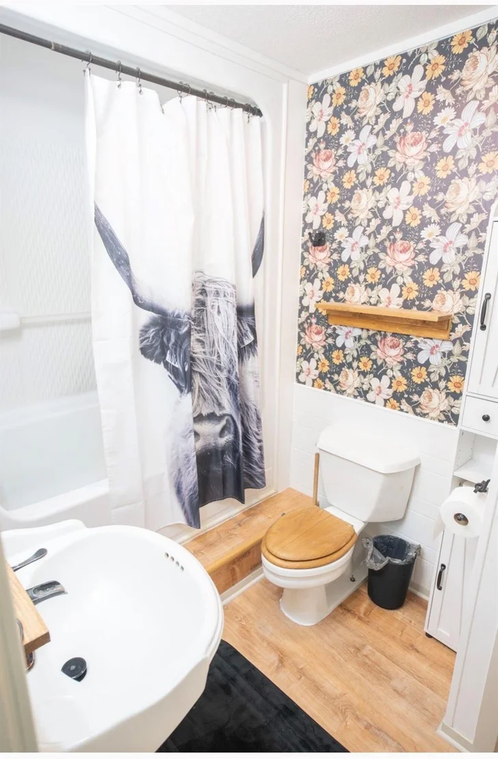 Photo of 1737 County Road 425