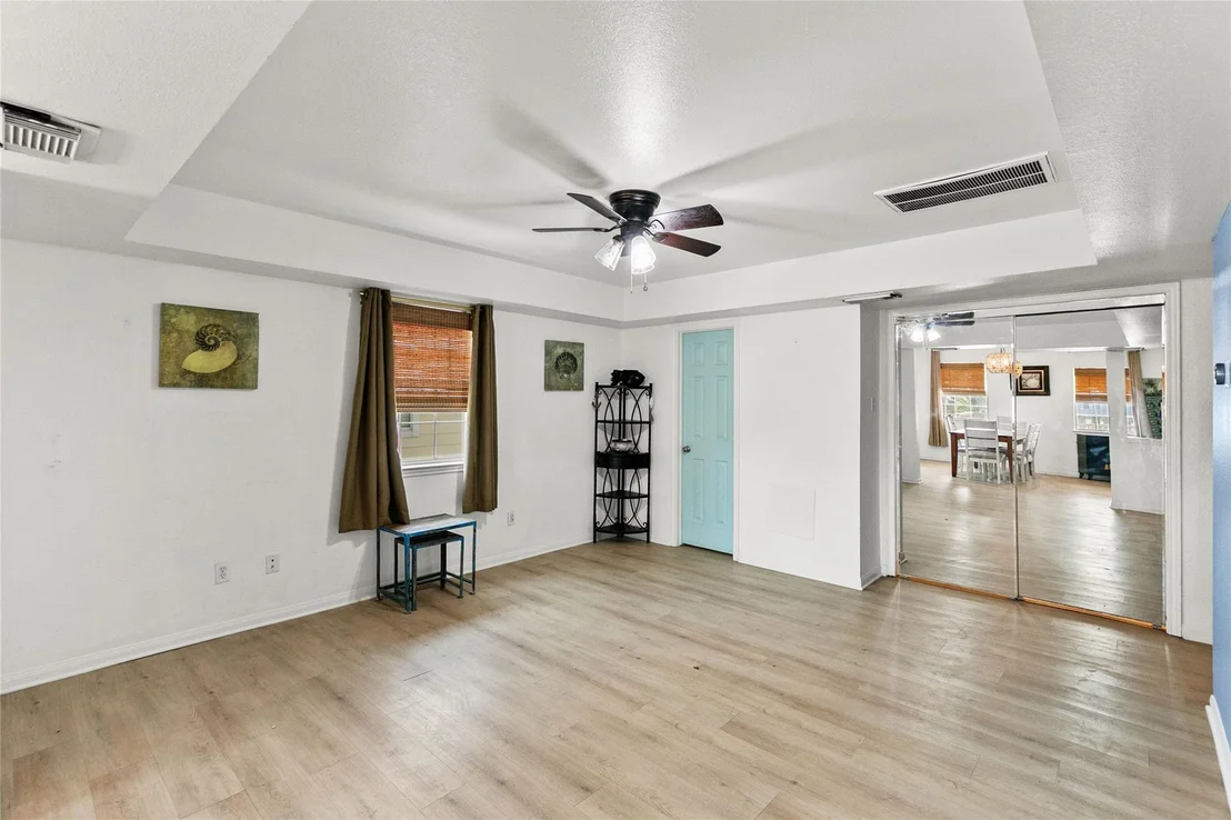Photo of 308 Sea Bean Street