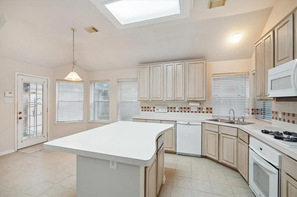 Photo of 2605 De Four Trace