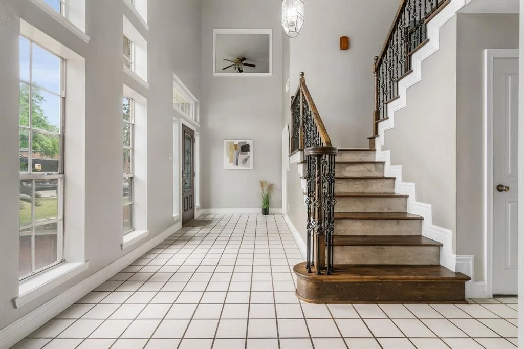 Photo of 5923 Silent Oaks Drive