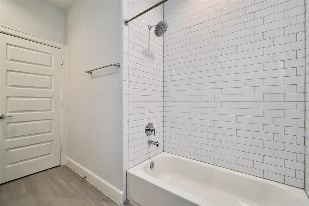 Photo of 305 Willard Street
