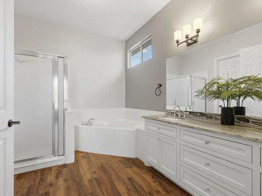 Photo of 5218 Park View Drive