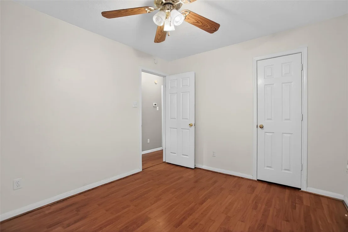 Photo of 12530 Meadowglen Drive