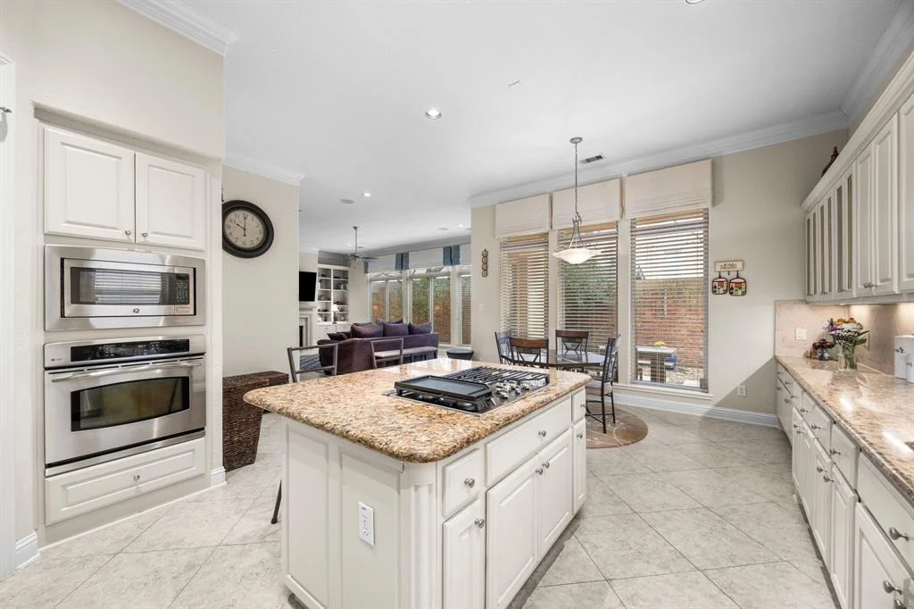 Photo of 2627 Tudor Manor