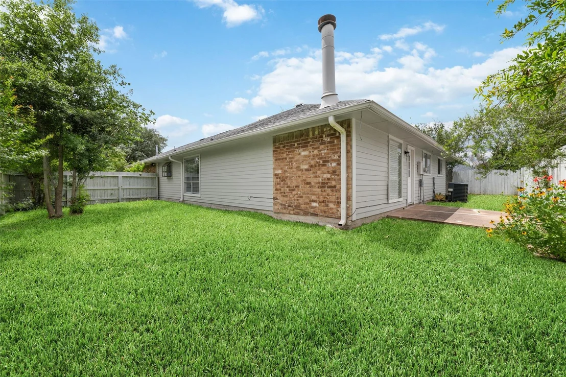 Photo of 12702 Ashford Creek