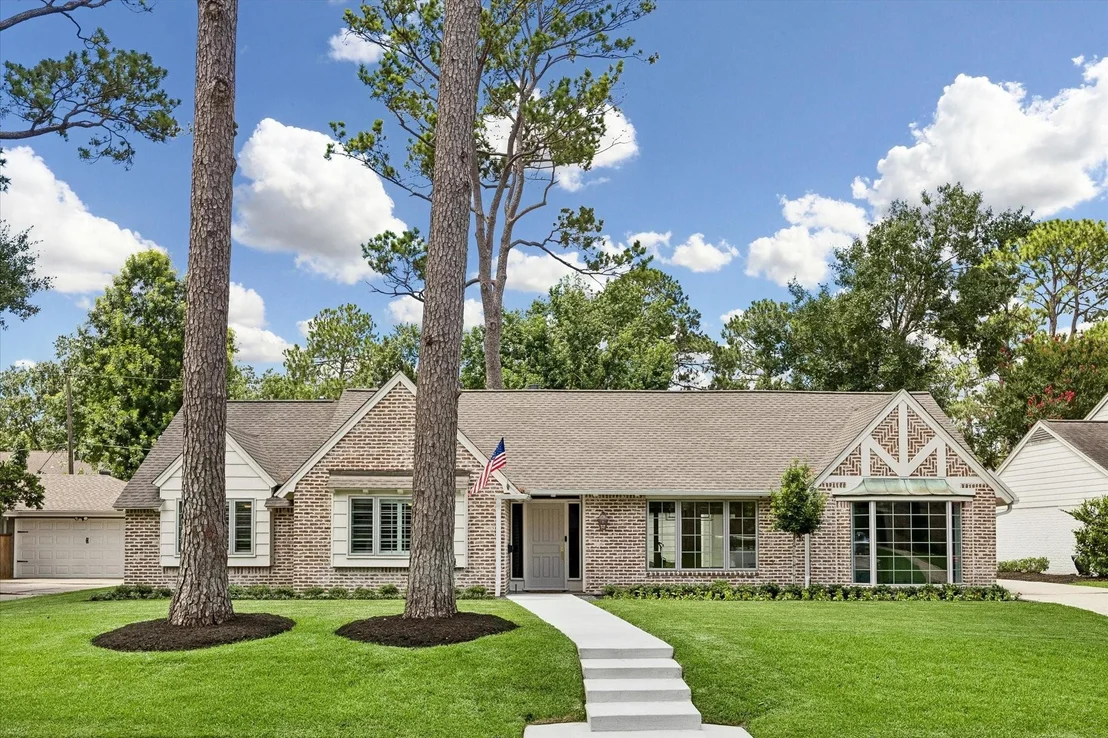 Photo of 14355 Chadbourne Drive