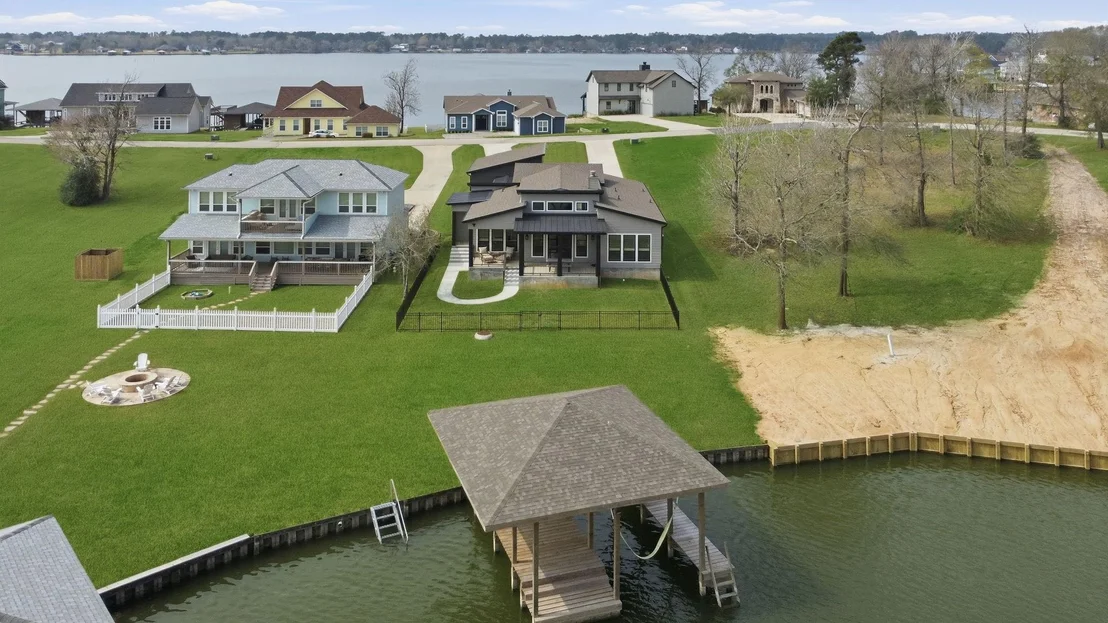 Photo of 255 Peninsula Drive