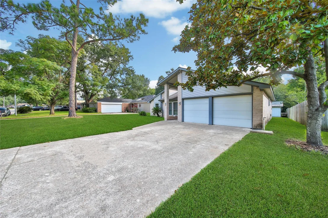 Photo of 23002 Grand Rapids Lane