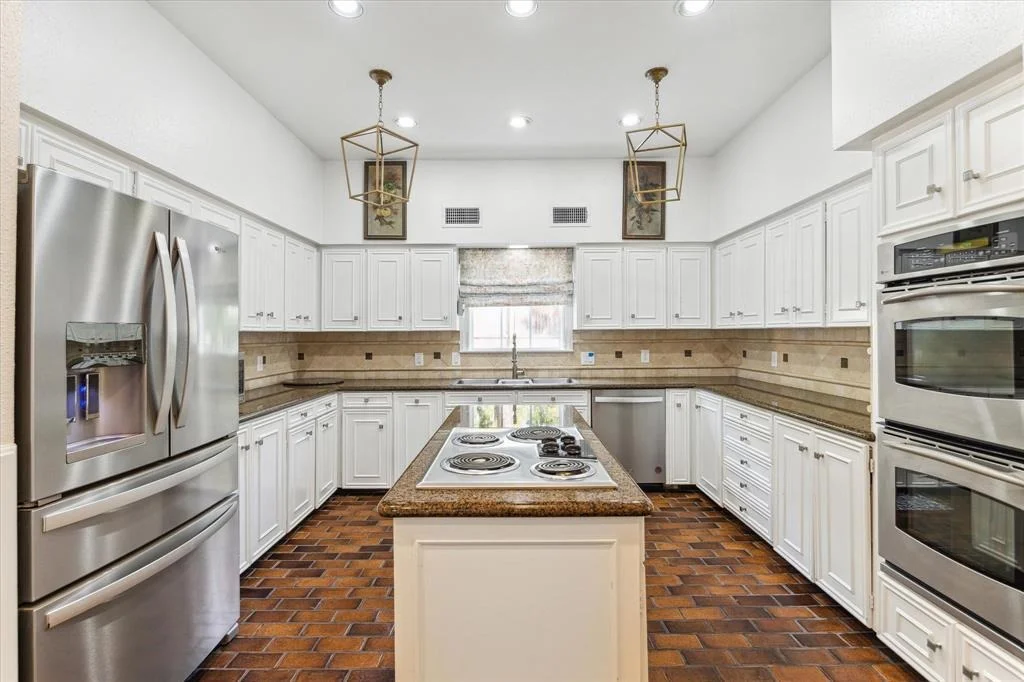 Photo of 667 Shartle Circle