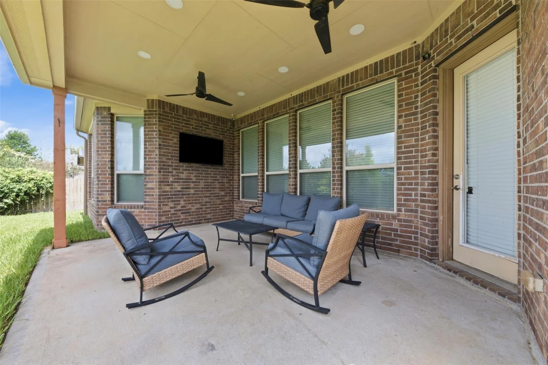 Photo of 15823 Pine Country Boulevard