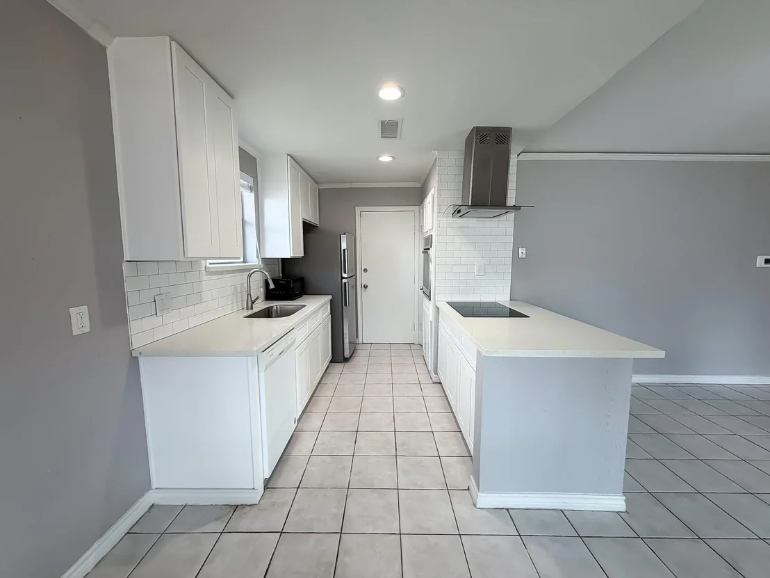 Photo of 10815 Sagecrest Lane