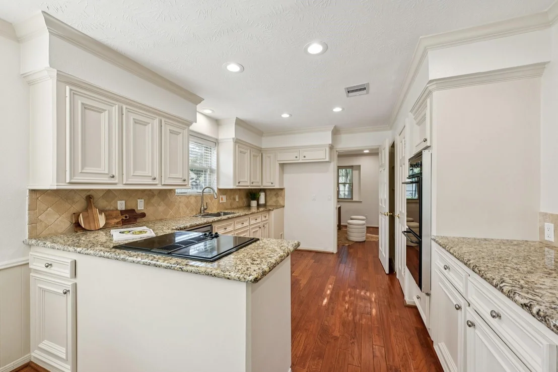 Photo of 11003 Overbrook Lane