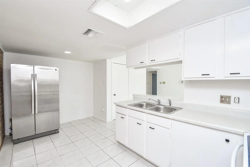 Photo of 12251 Sharpview Drive
