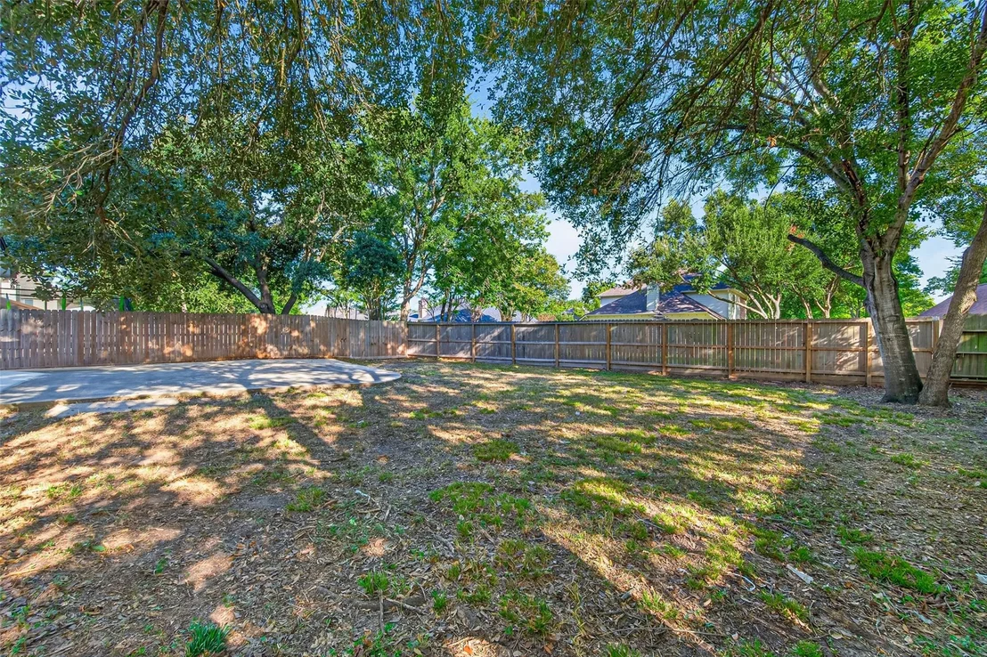 Photo of 12206 Fairhaven Lane
