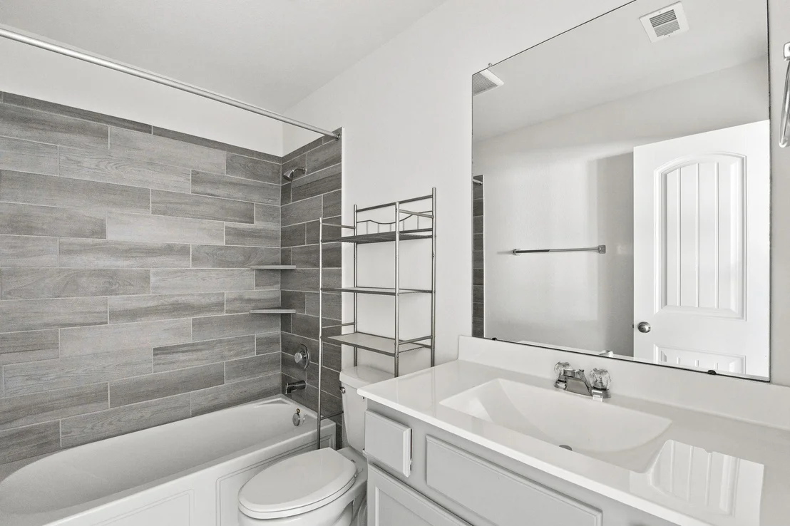 Photo of 693 Forest Bend Lane