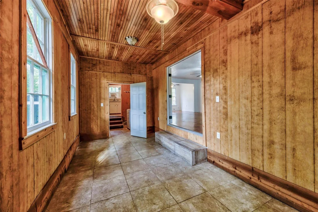 Photo of 816 Ogden Street