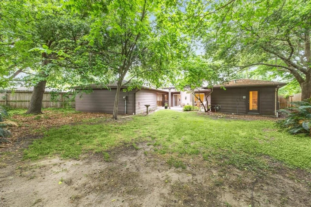 Photo of 3711 Montvale Drive