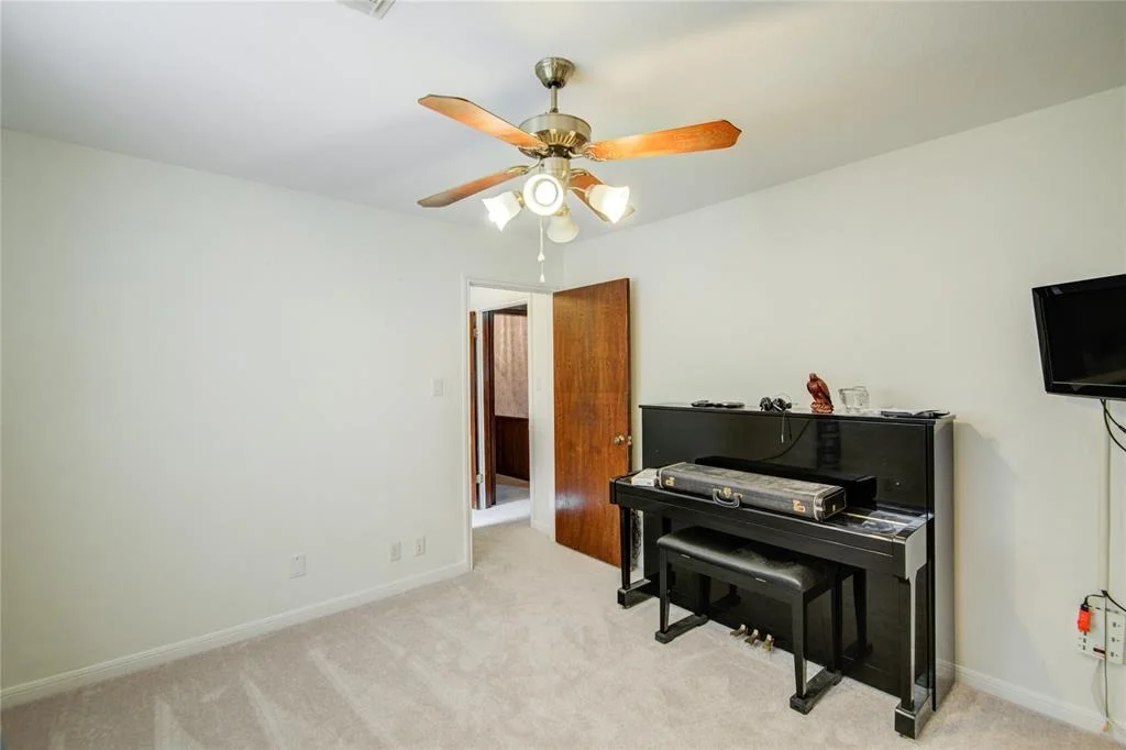 Photo of 223 Silverbell Circle