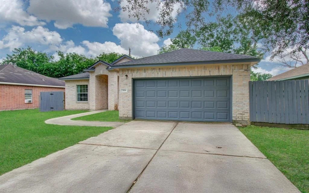 Photo of 3116 Grassmere Street