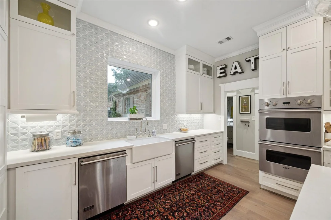 Photo of 8703 Chelmsford Lane