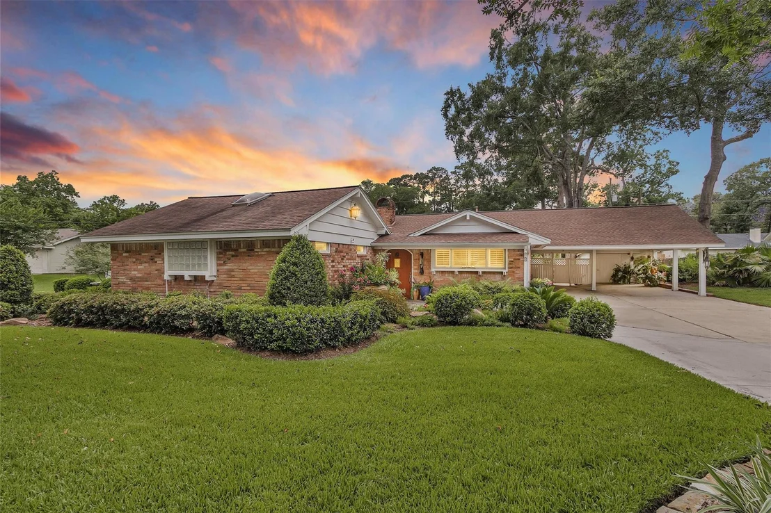 Photo of 3 Fairway Drive