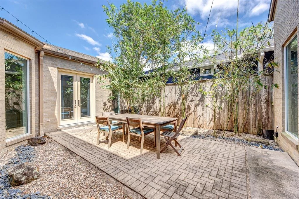 Photo of 906 Willard Street