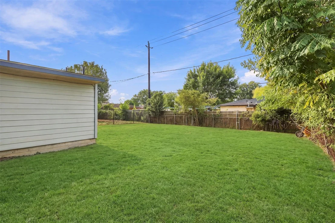 Photo of 4926 Edfield Street