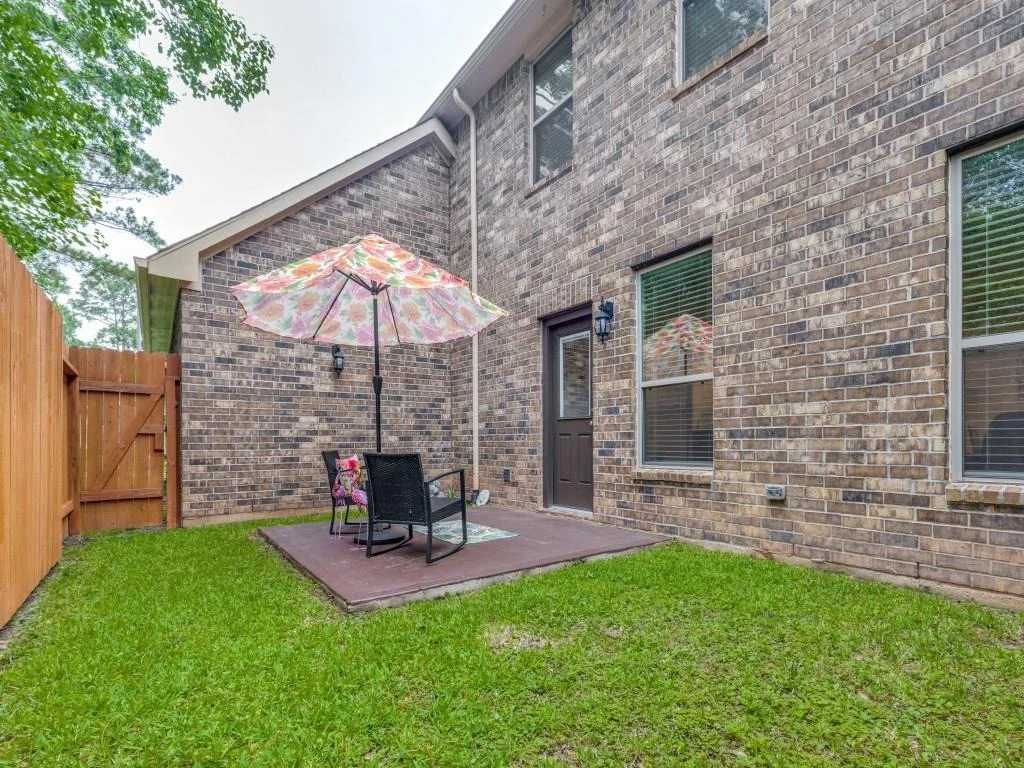 Photo of 11235 Glenforest Drive
