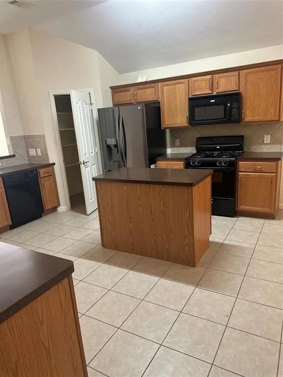 Photo of 1005 Summer Park Boulevard