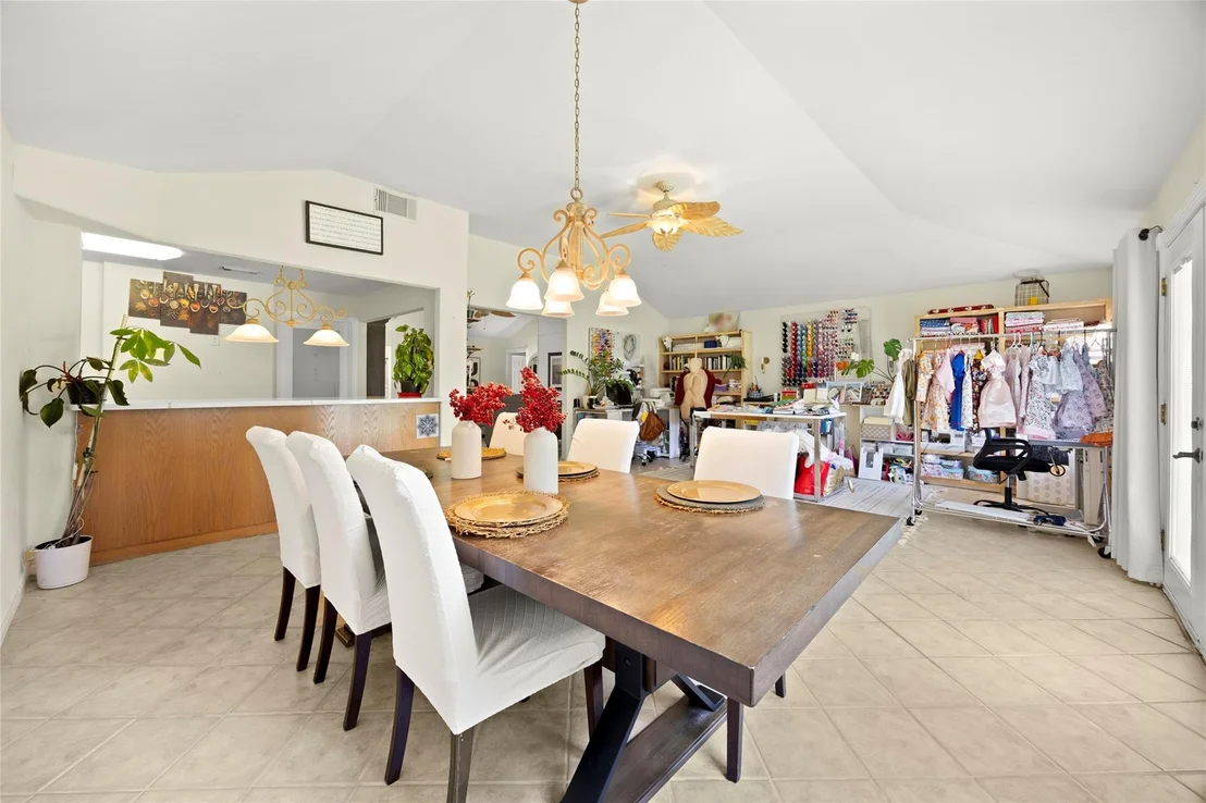 Photo of 7911 Jonquil Drive
