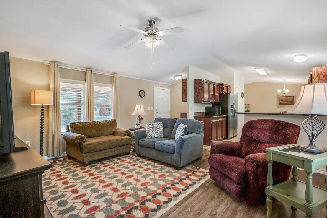 Photo of 412 Leaning Oak Lane
