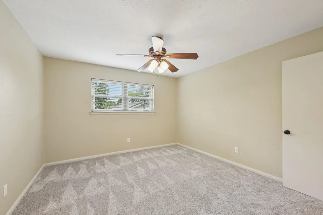 Photo of 11003 Overbrook Lane