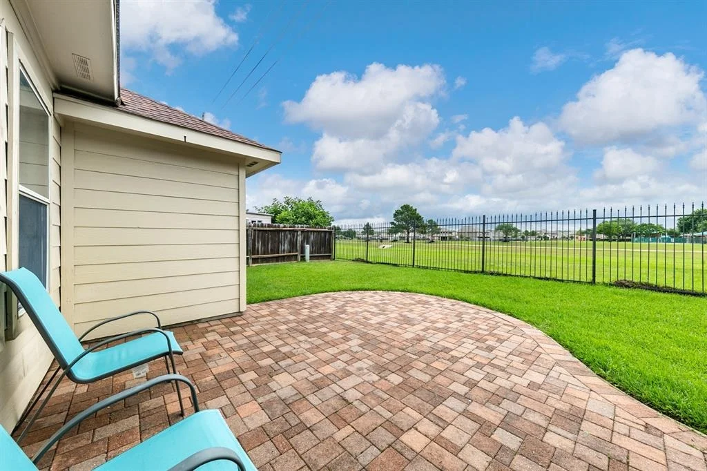 Photo of 4618 Plum Forest Road