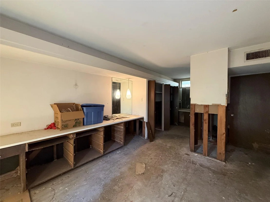 Photo of 9314 Lugary Drive