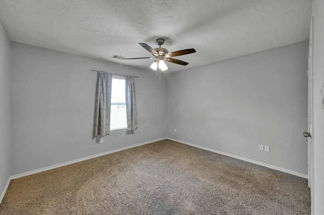 Photo of 327 Cape Conroe Drive