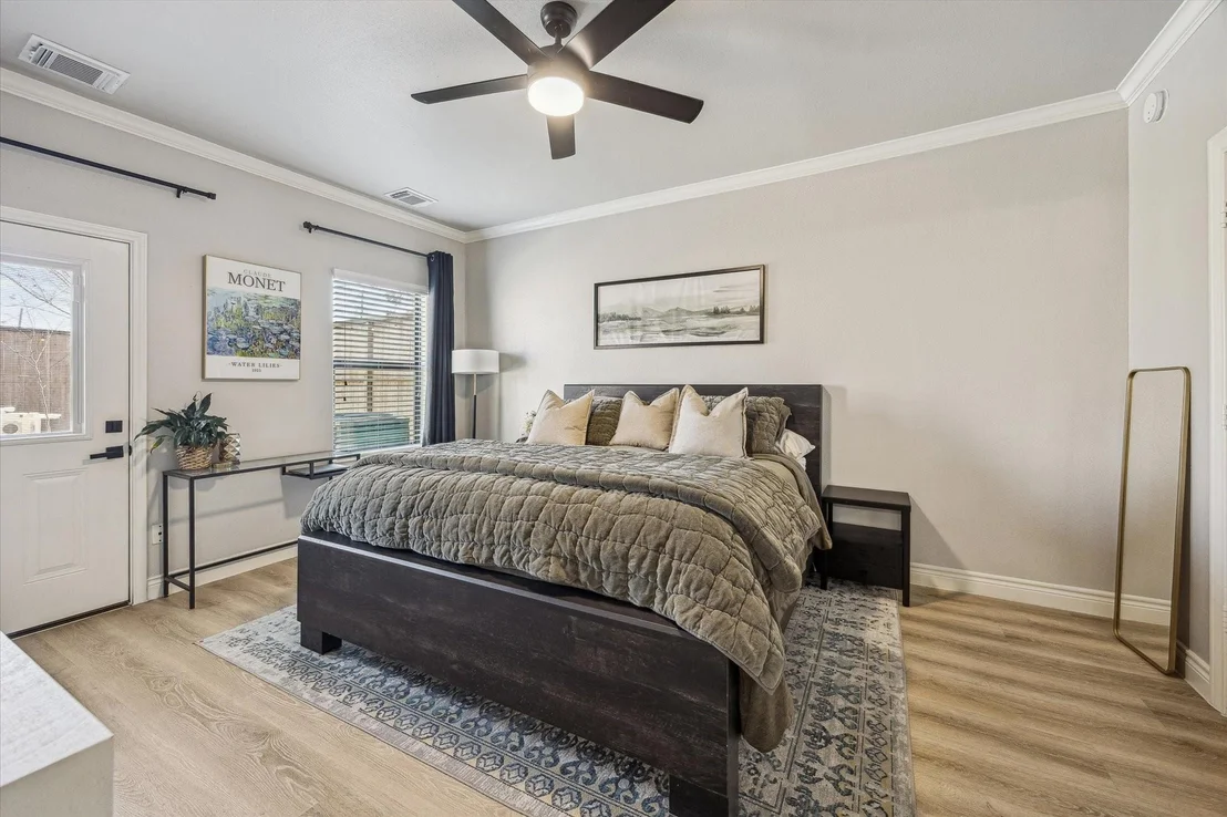 Photo of 2947 Clinton Drive