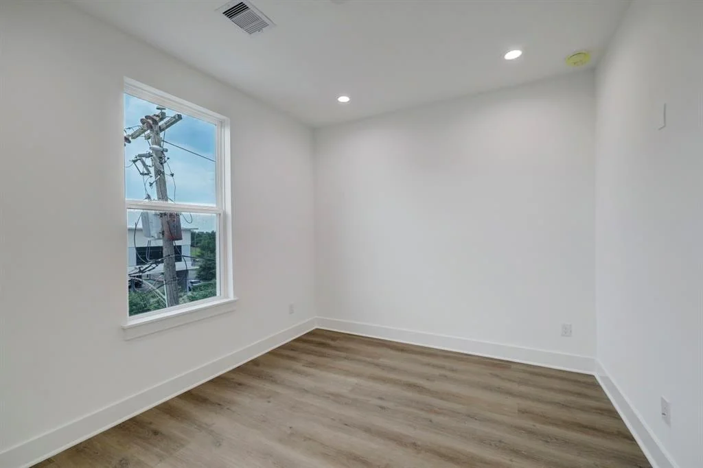 Photo of 3704 Runnels